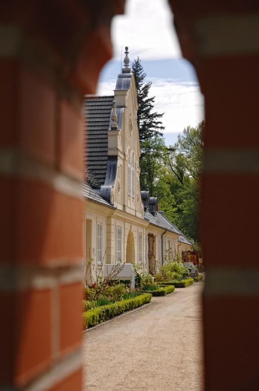 Am Wasserturm Pension Бад-Мускау Экстерьер фото
