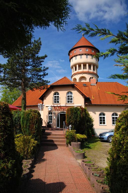 Am Wasserturm Pension Бад-Мускау Экстерьер фото